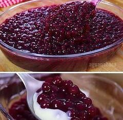 Sagu de Vinho com Creme: Uma Sobremesa Clássica e Aconchegante